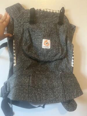 ERGObaby The Original Baby Carrier