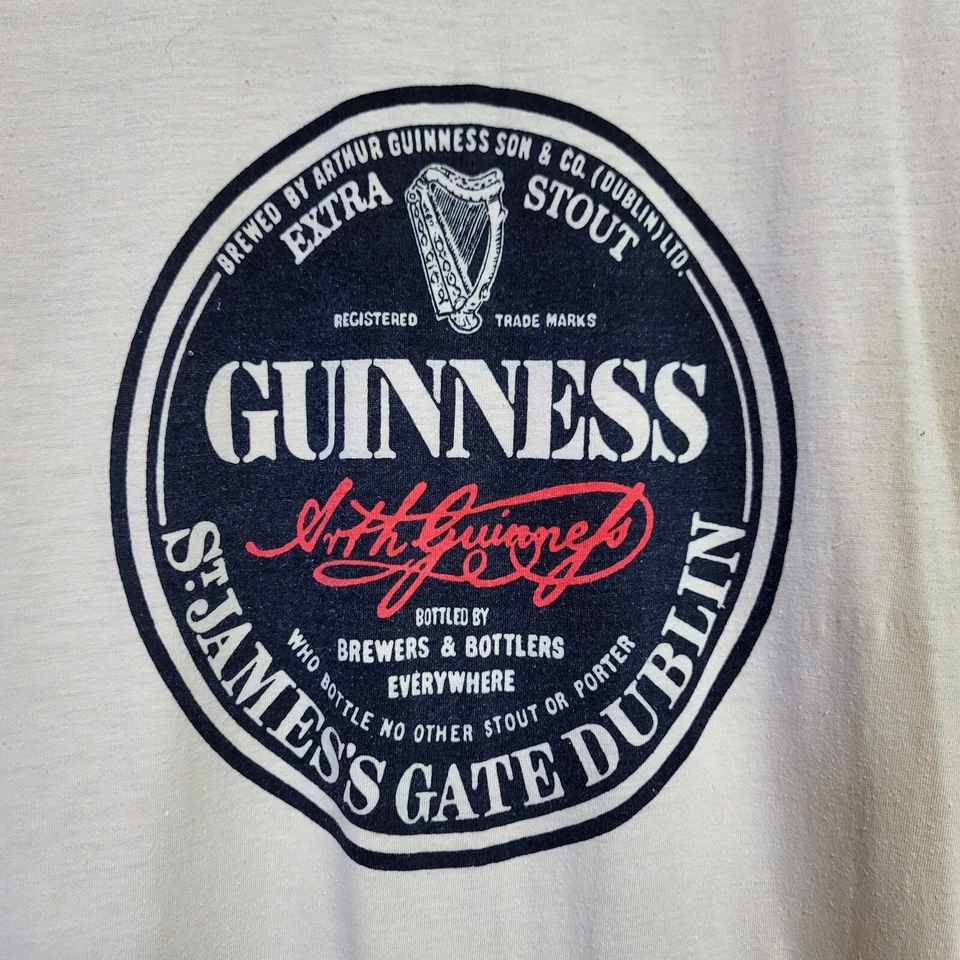 Camiseta de algodão vintage anos 70 anos 80 Guinness Beer ponto único manga curta 50/50 EUA - Imagem 2 de 4
