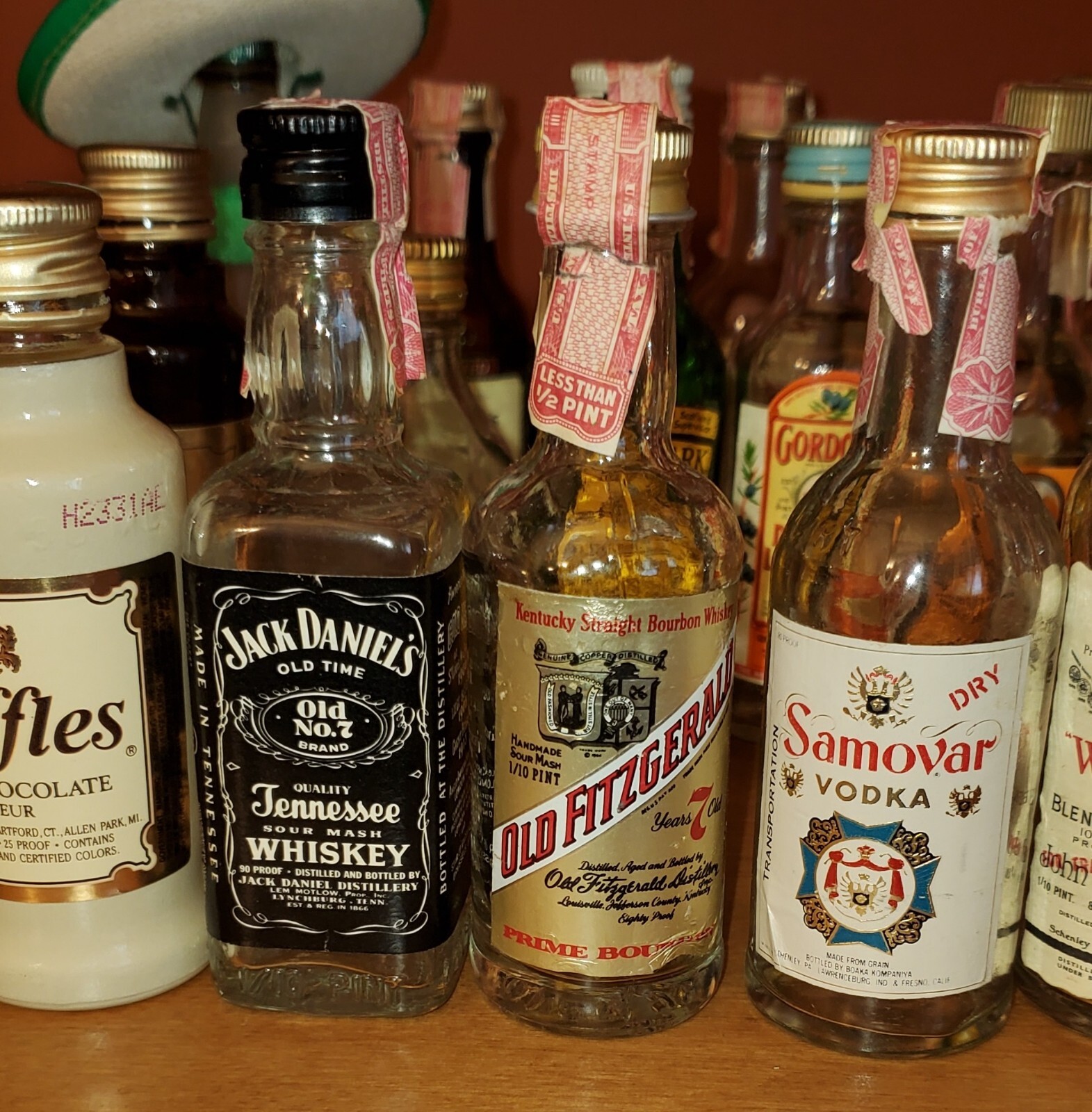 Lot Of 24 Vintage Empty Mini Glass Alcohol Liquor Miniature Bottles. DV eBay