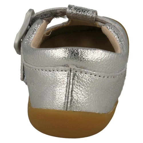 Clarks Girls 'Roamer Star (20)' Leather T-Bar First Shoe Pre Walkers - Picture 13 of 18