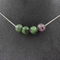 Steine Und MinéRaux. Halskette 4 Perlen Epidot Australien 8 Mm. Kette Stahl