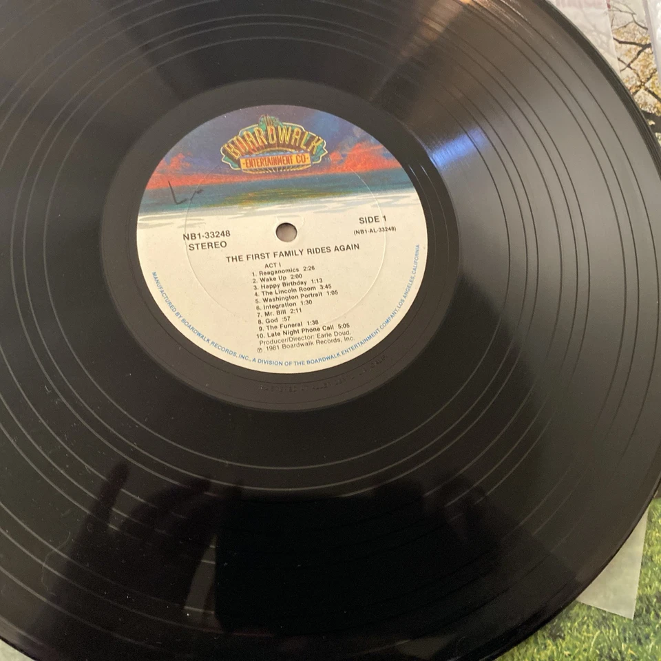 The First Family Rides Again Featuring Rich Little Vinyl LP Foto 4 de 4