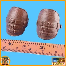 Fallout Vault Girl - Knee Pads #3 - 1/6 Scale Giant Exhibition Figures