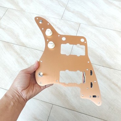 Prewired Pickguard Electric Guitar Gold Metal Wire Drawing CTS For Jazzmaster