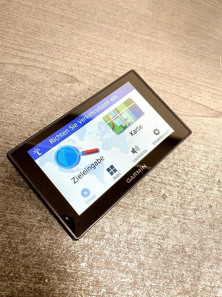 Garmin Drive 5 Plus MT-S 5” Europe 45 WiFi Lebenszeitkarten Navi - Nur anzeigen - Bild 2 von 4