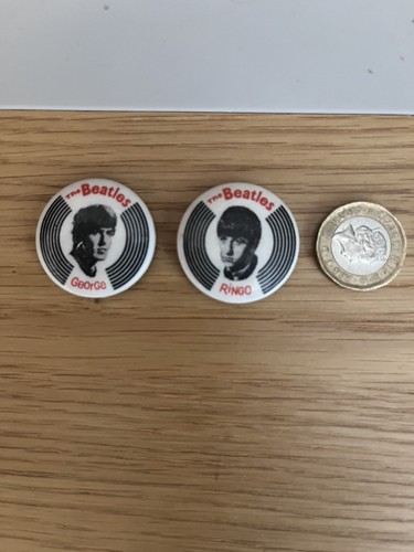 The Beatles vintage pin badge. 1960's? used
