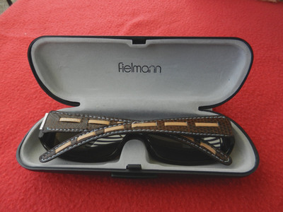 A Damen Sonnenbrille von Beyu mit Leder Bügeln