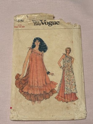 Vogue 8293, Cut to Size 12, Pieces Missing
