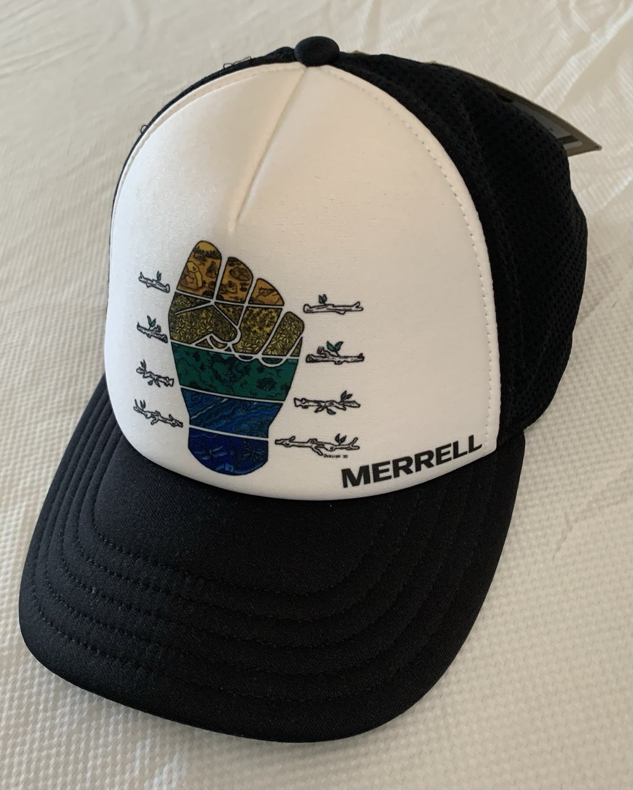 NEWMerrell Trailhead Hat Black Unisex Fist Graphic Cap Outdoor Trucker Polyester