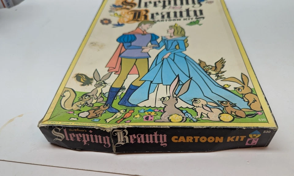 Kit de dibujos animados Walt Disney's Sleeping Beauty Colorforms juguete casi completo de colección Foto 4 de 4