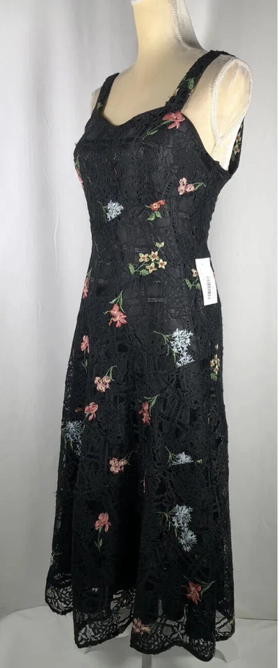 Vestido Alex Marie Midi 6 Línea A Acampanado Sin Mangas Bordado Modesto Negro $139 Foto 4 de 4
