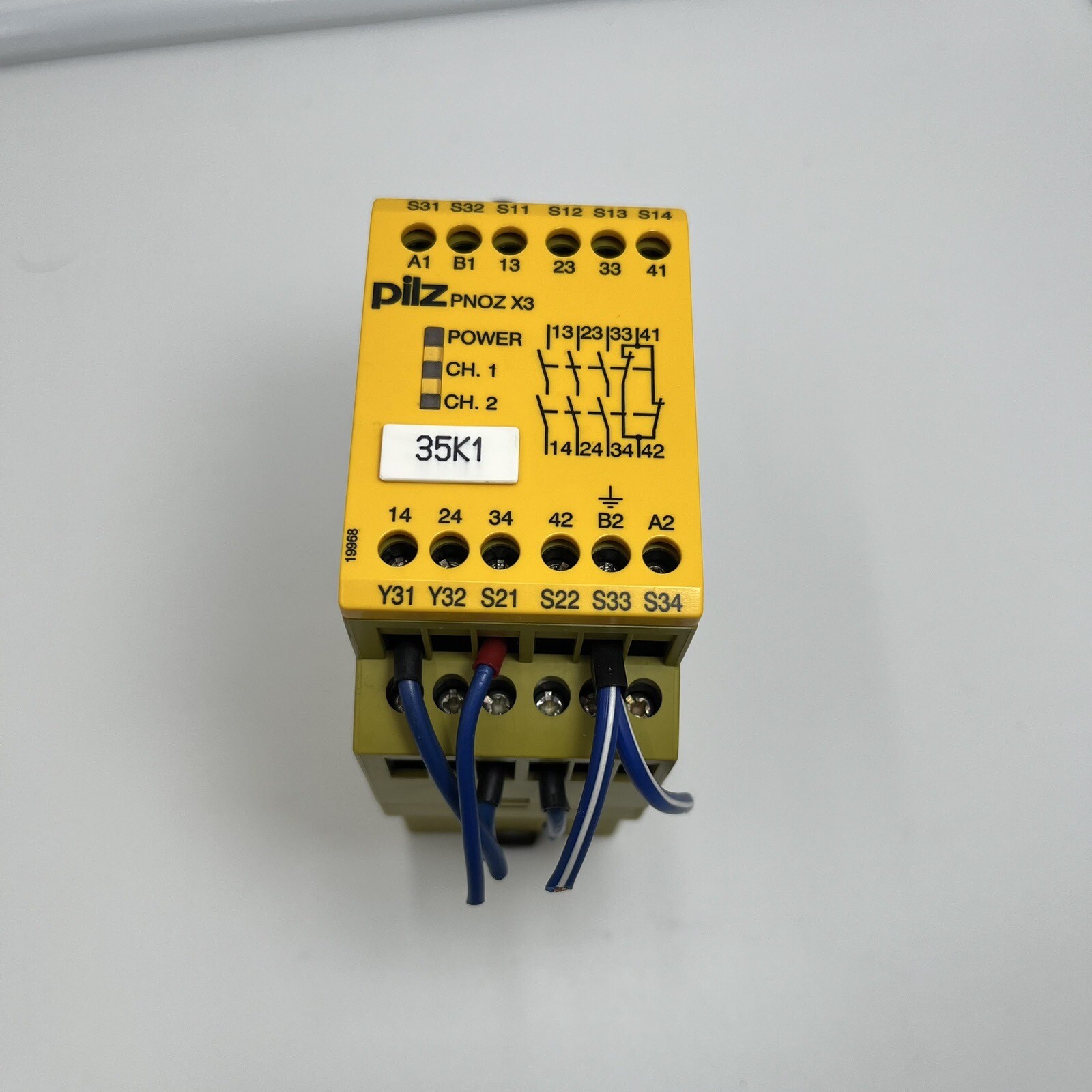Pilz PNOZ X3 230VAC 24VDC 3N/O 1N/C 1SO Safety Relay (774318) Used 💯 ...