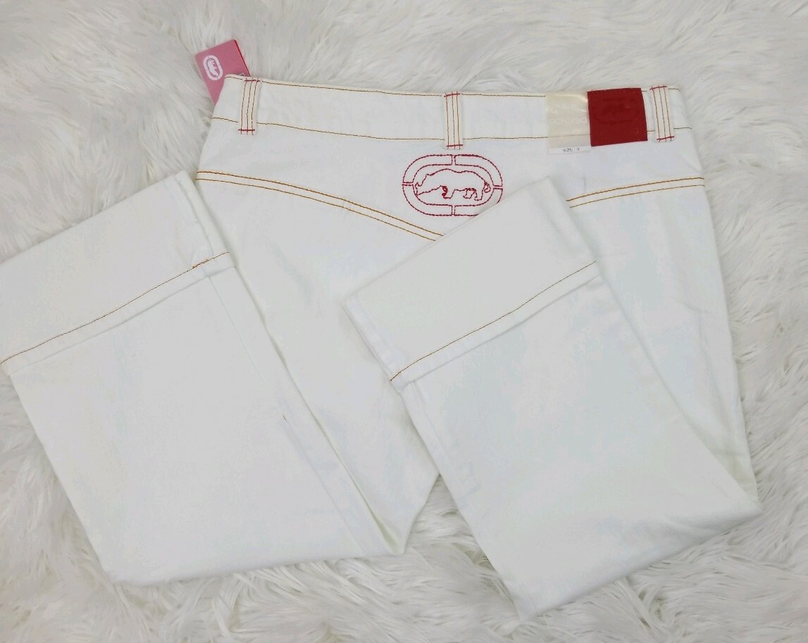 Jean Capri Ecko Rouge - Taille 9, Blanc, En Denim Stretch, Neuf Avec Légers Défauts