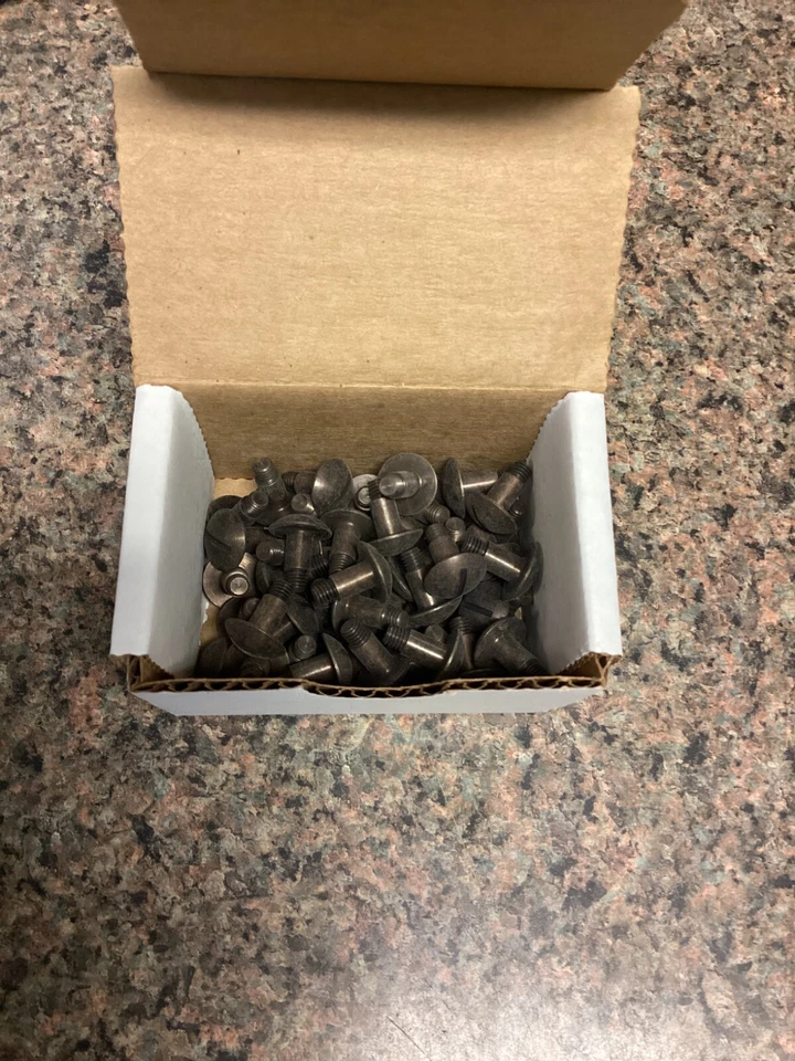 Tornillos de repuesto para casco balístico - Caja de 50 tornillos NSN # 8470-01-603-2387 Foto 2 de 3