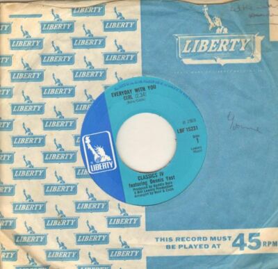 The Classics IV Everyday With You Girl / Sentimental Lady Vinyl Single 7inch