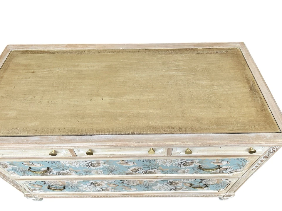 Aparador consola tocador buffet vintage cajones de pintura chippy y herrajes de latón Foto 3 de 4