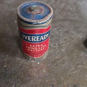 EVEREADY Extra Long Life Battery No. 950 D Zinc-Carbon Exp. Aug. 1930 Vintage