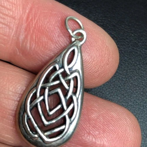 4214 Sterling Silver Peter Stone PSCL 925 Celtic knot teardrop Pendant 2.2g