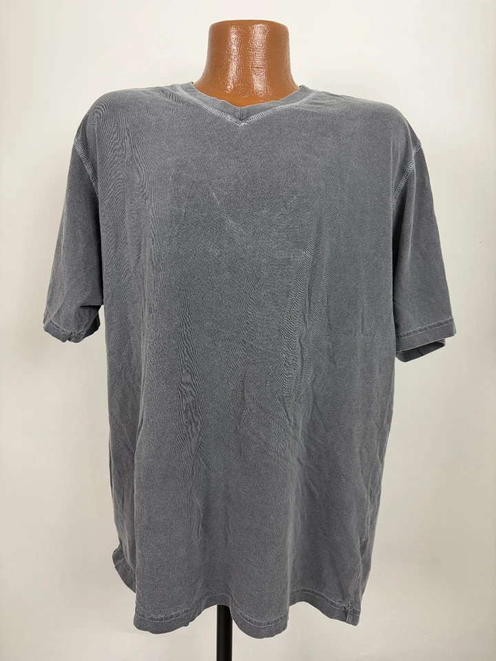 Camisa Eddie Bauer Vintage Años 90 Cuello en V Grande Mínimo Pigmento Teñido Gris Hecha en EE. UU. Foto 2 de 4