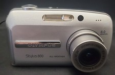 Olympus Stylus 800 8.0MP Digital Camera Silver All Weather SD Card Case WORKS