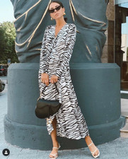 NWT RIXO LONDON Betty Midi Wrap Dress – Mono Tiger Sz M/L