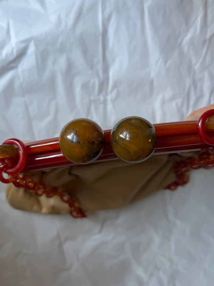 1950s /60s MCM Creamy Beige Tan Leather Clutch Purse With Bakelite Chain Mad Men - Image 4 of 4