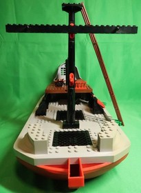 LEGO Pirates Junior 7075 Redbeard Pirate Ship Set