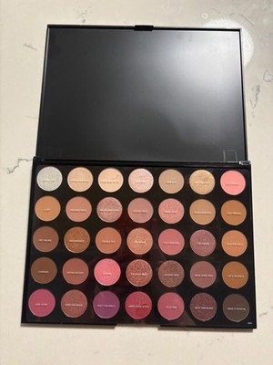 Morphe Natural Flirt 35XO Eyeshadow Palette - Multi-Shade Set
