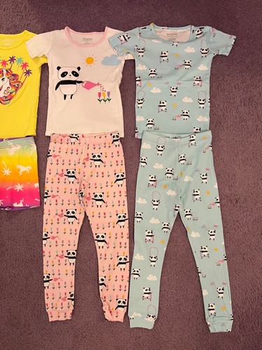 Lot of 8 Girls Pajamas - All Size 5/5T - All The Children’s Place - Picture 3 of 3