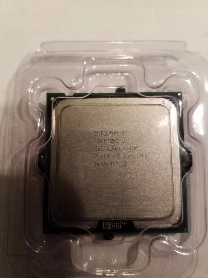 Intel Celeron D 365 512 KB L2 Cache FSB 533 MHz 3.6 GHz Socket 775 CPU SL9KJ - Image 2 of 4