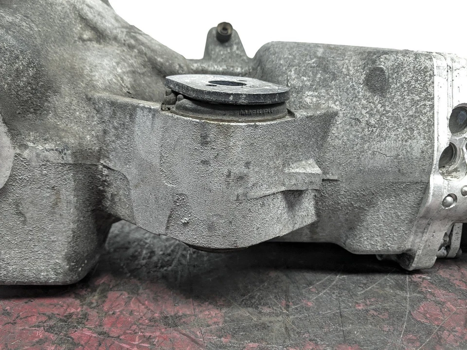 Estuche portador diferencial trasero transmisión automática Volvo S40 2005-2010 30677167 Foto 3 de 4