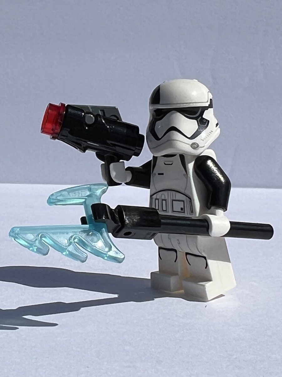 LEGO STAR WARS FIRST ORDER TROOPER EXECUTIONER STAFF & BLASTE1R