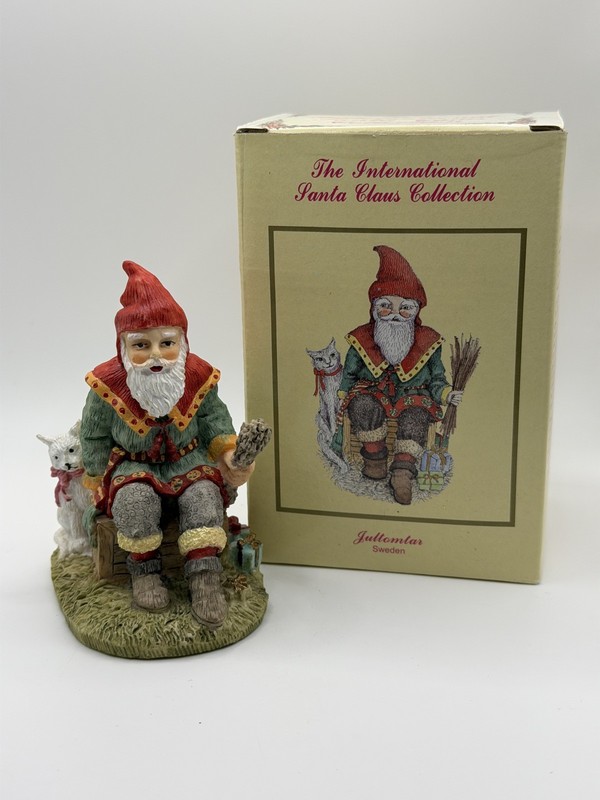 The International Santa Claus Collection Jultomtar Sweden SC23 1996 VNTG