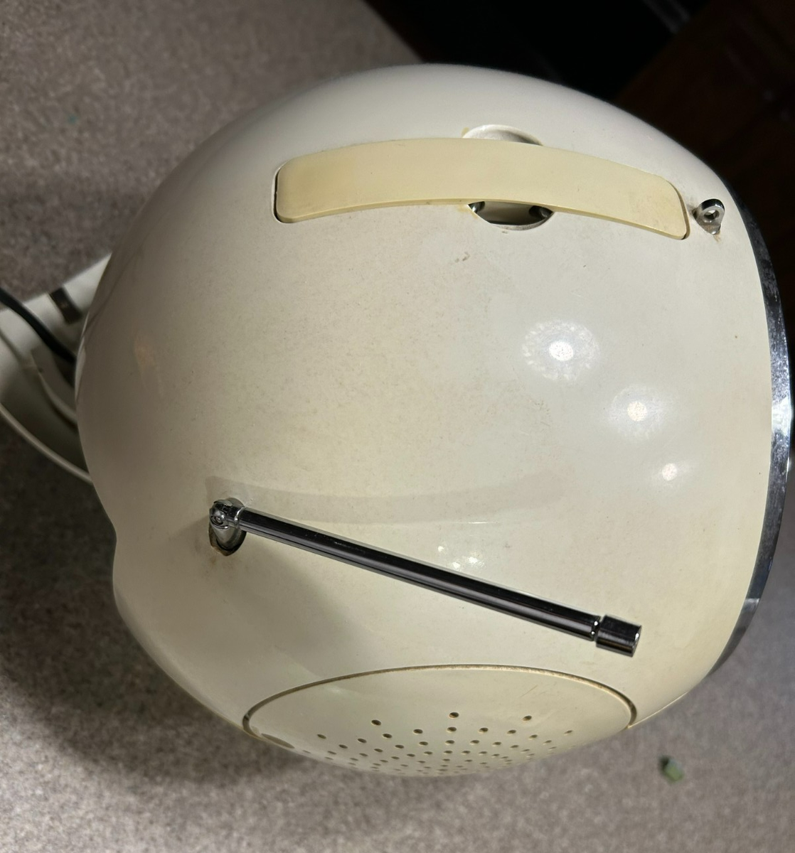 Vintage Weltron 2001 Space Ball 8 Track Player AM/FM Radio Space