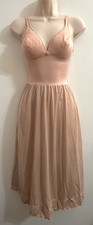 VINTAGE 1970'S OLGA NO-SEAM BODYSILK SLIP DRESS SOFT PINK LINGERIE 34B STYLE 393