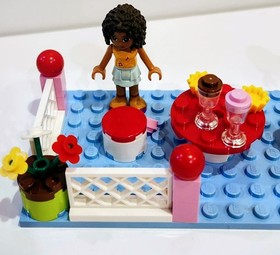 LEGO 3061 Friends City Park Cafe Clean Complete 2012 Stephanie Emma No Box 