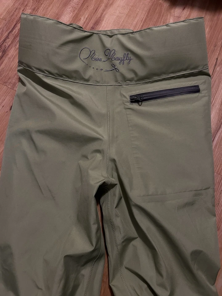 Women’s Ms MayFly Fishing Waders Stocking Feet. Size 6/7 - Image 2 of 4