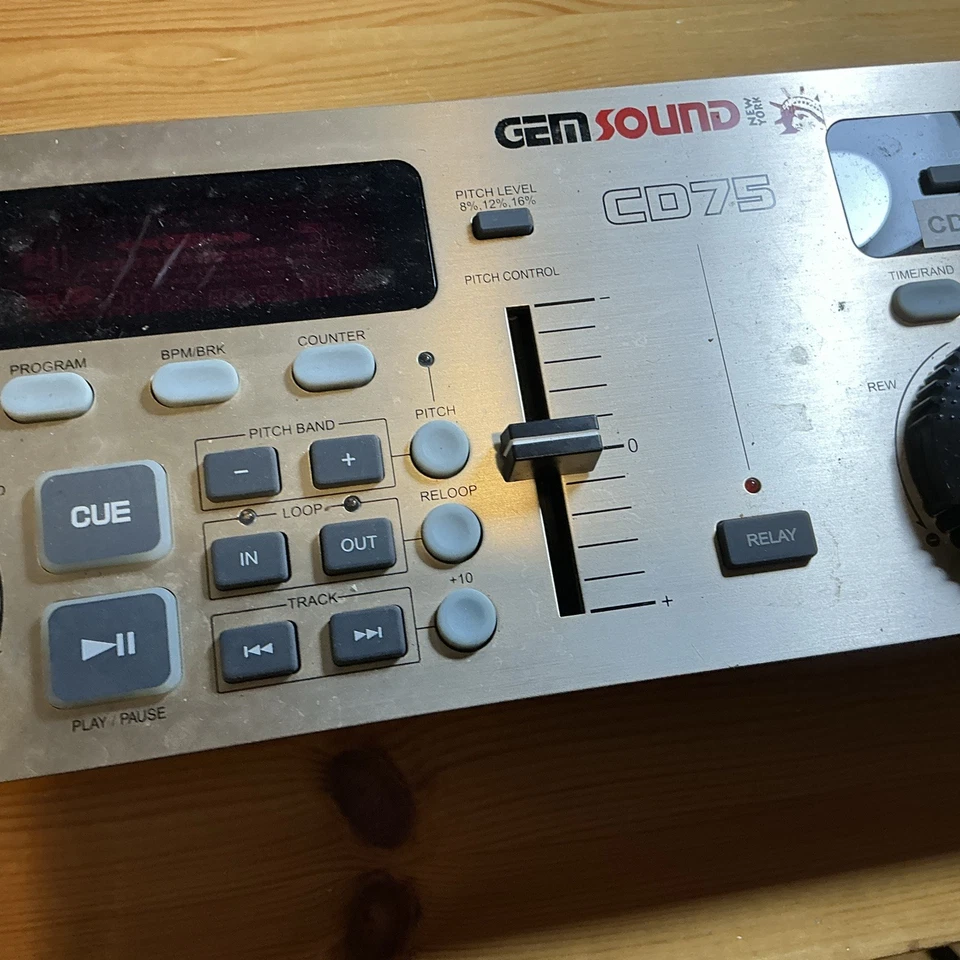 Gem Sound New York (CD75) Professional CD Compact Disc Player Mountable Rack - Image 3 of 4