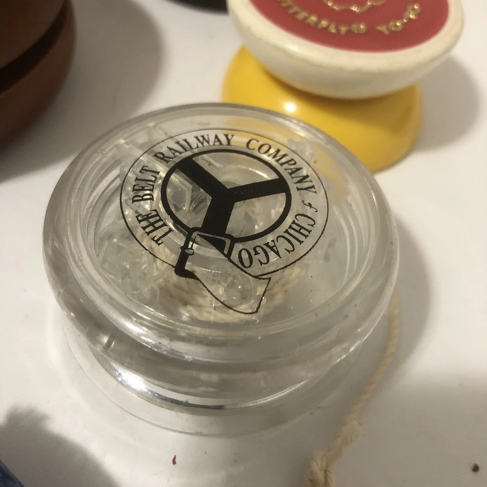 Lot of 11(70s) Duncan Yo-Yos - Butterflies +++Vintage / Rare Wooden and Plastic - Image 4 of 4