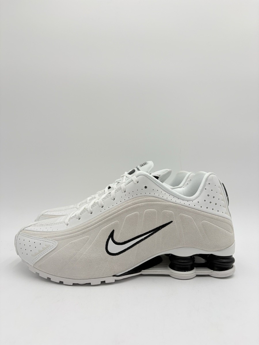 NIKE SHOX R4 ホワイト Nike Women's Shox R4 Size 10 Summit White Light Brown |HQ7739-100