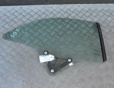Vitre Arrière Droite Pour Mercedes A207 Cabriolet - Pièce D'occasion D'origine - Référence A2076701800