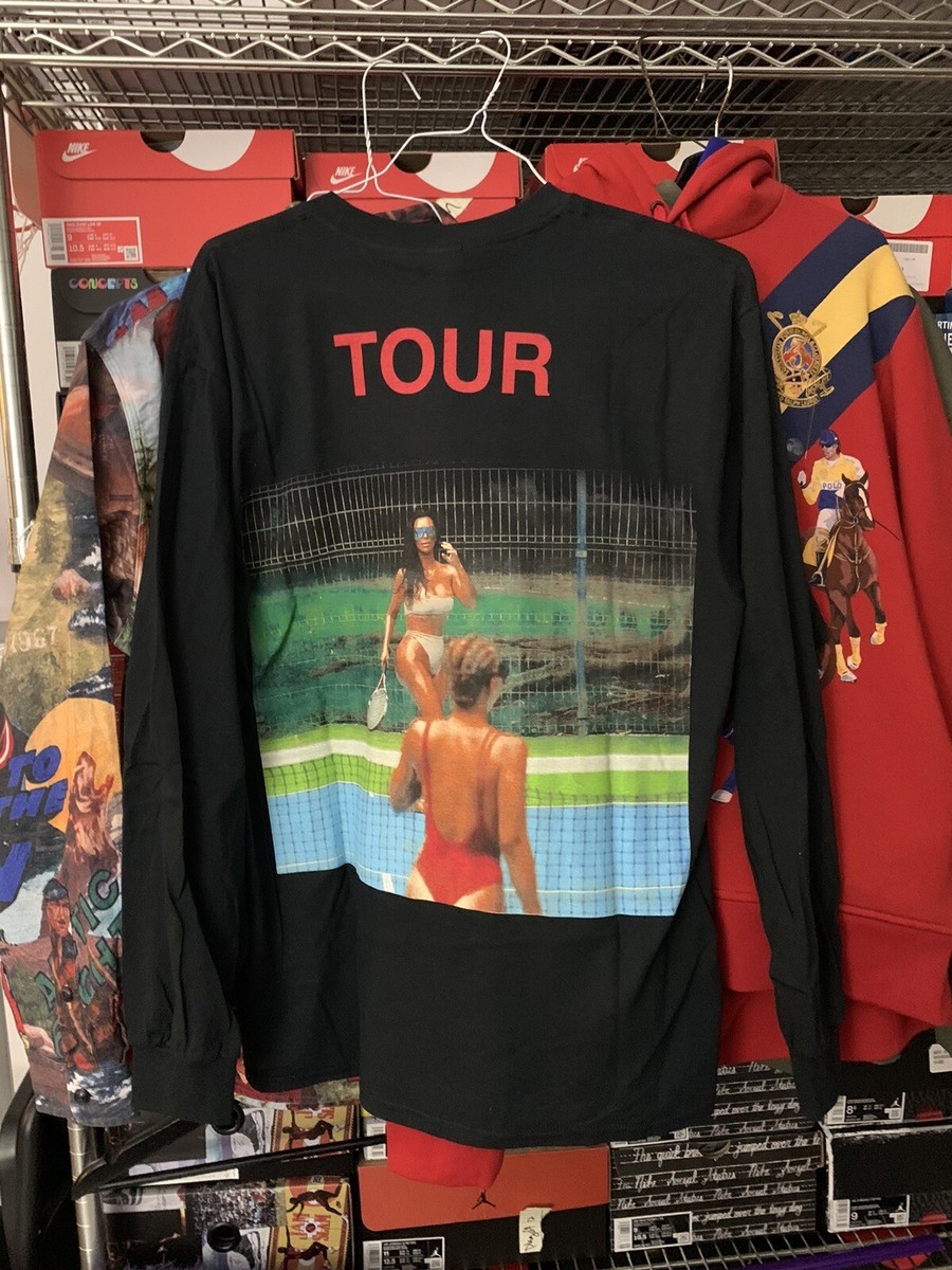 Kanye West - The Saint Pablo Tour Merchandise - Kim K. Black Kanye West - The Saint Pablo Tour Merchandise - Kim K. Black