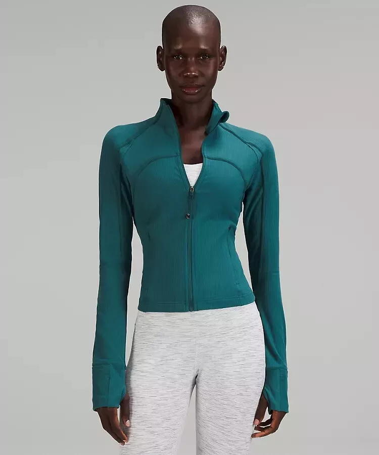 What Size Should I Get in Lululemon Define Jacket? - Playbite