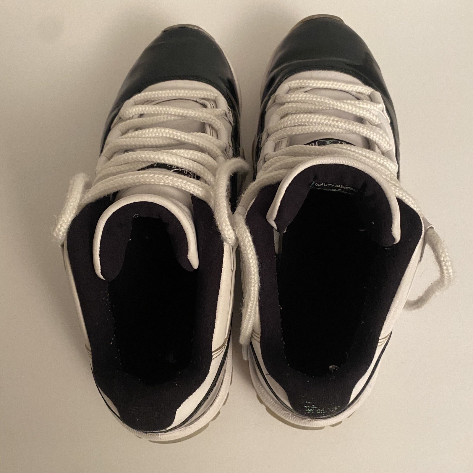 Nike Air Jordan 11 XI Low Iridescent Easter 528895145 Men Size 8.5