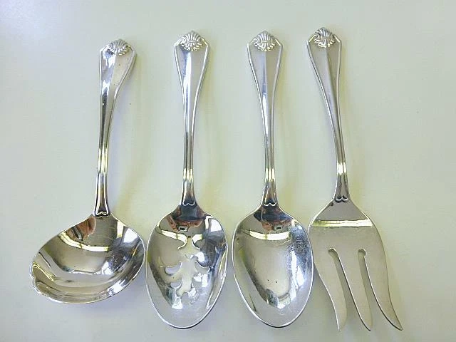 4 KING JAMES Oneida Silverplate Gravy Ladle Serving Spoon Pierced Meat Fork 1985