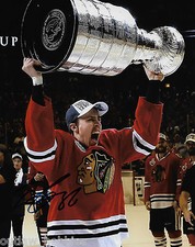 Chicago Blackhawks  Teuvo Teravainen Signed Autographed 8x10 Photo COA