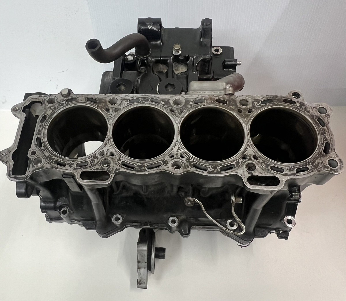 a-chan　1010 04-05 KAWASAKI NINJA ZX10R ENGINE MOTOR CRANKCASE CRANK