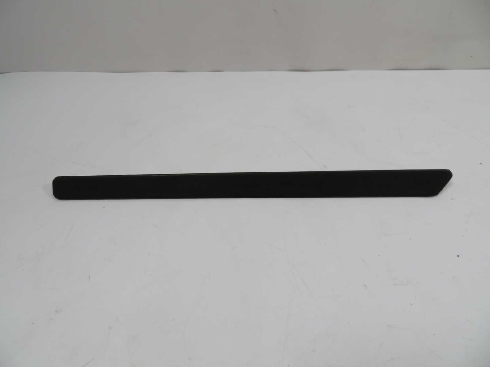 Ferrari 328 GTS #1108 308 Trim, A-Pillar Cover, Left, Black