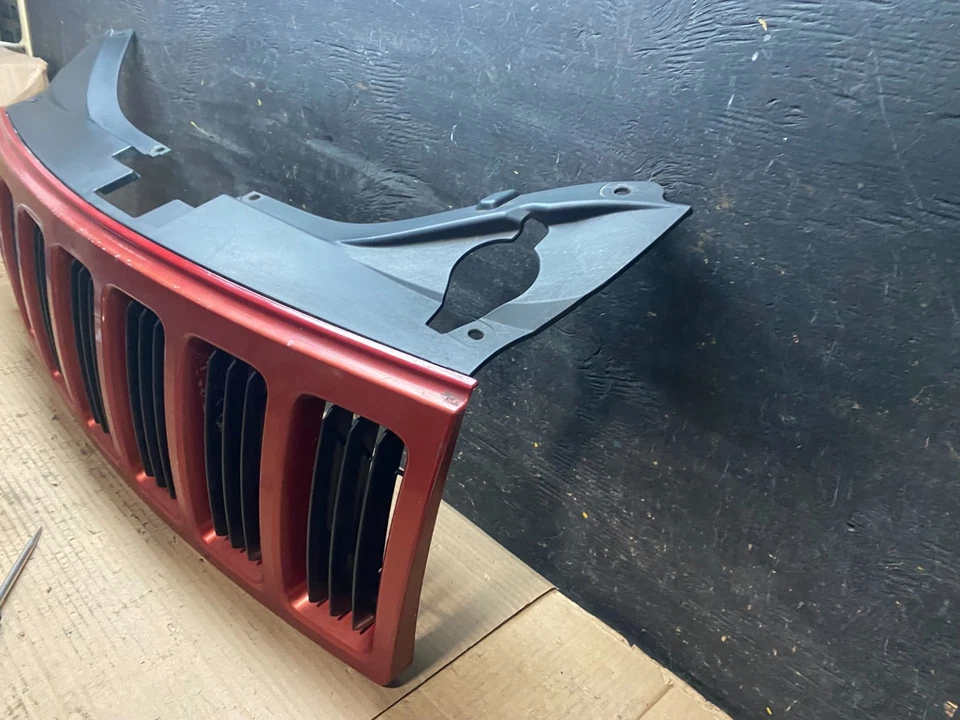 2008 2009 2010 Jeep Grand Cherokee Front Upper Grill Grille OEM u8102 DG - Image 2 of 4