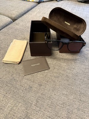 Tom Ford Brille inkl. 3x 15% Telekom Zubehörgutscheine